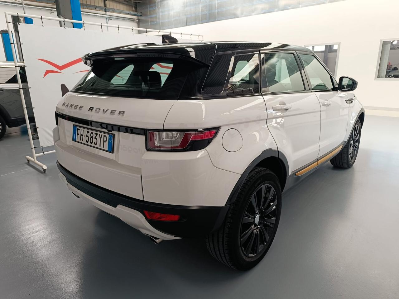 Land Rover Range Evoque 2.0 TD4 150 CV 5p. SE Dynamic