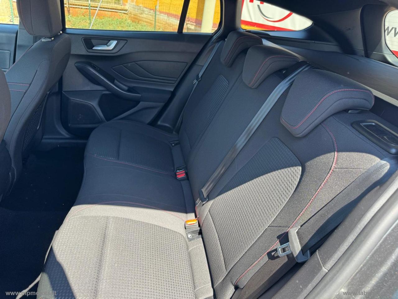 FORD FOCUS ST-LINE SW 1.5 ECOBLUE 120CV AUTOMATICA IVA ESPOSTA