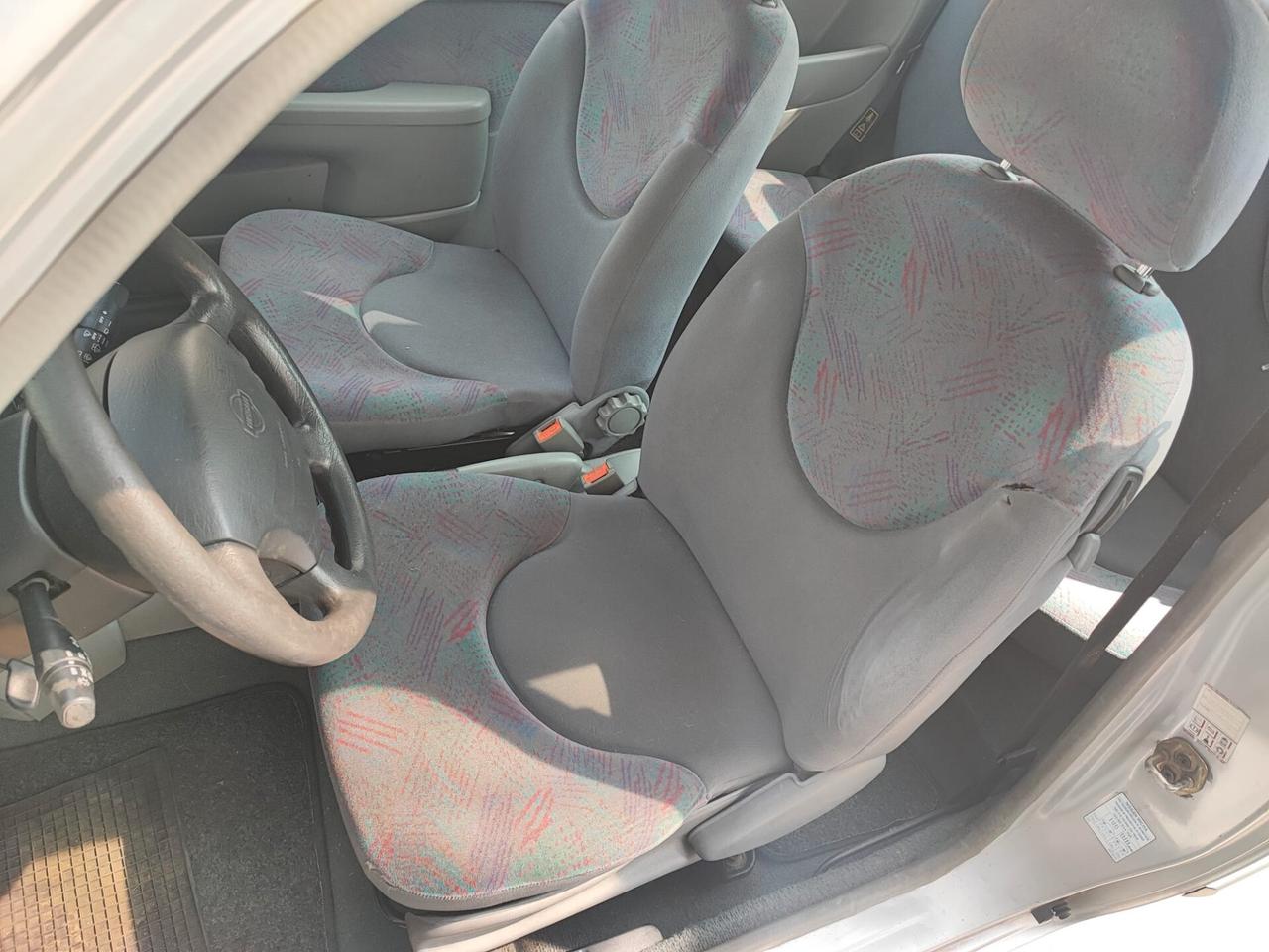 Nissan Micra 1.3i 16V cat 3 porte SE Matic