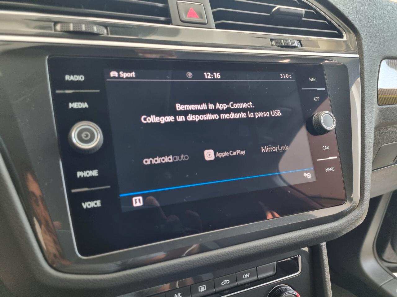 Volkswagen Tiguan 1.6 TDI R-LINE, VIRTUAL COCKPIT, FULL LED