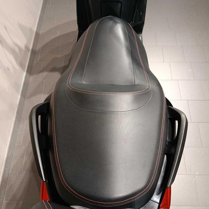 Yamaha X-Max 250 - 2011