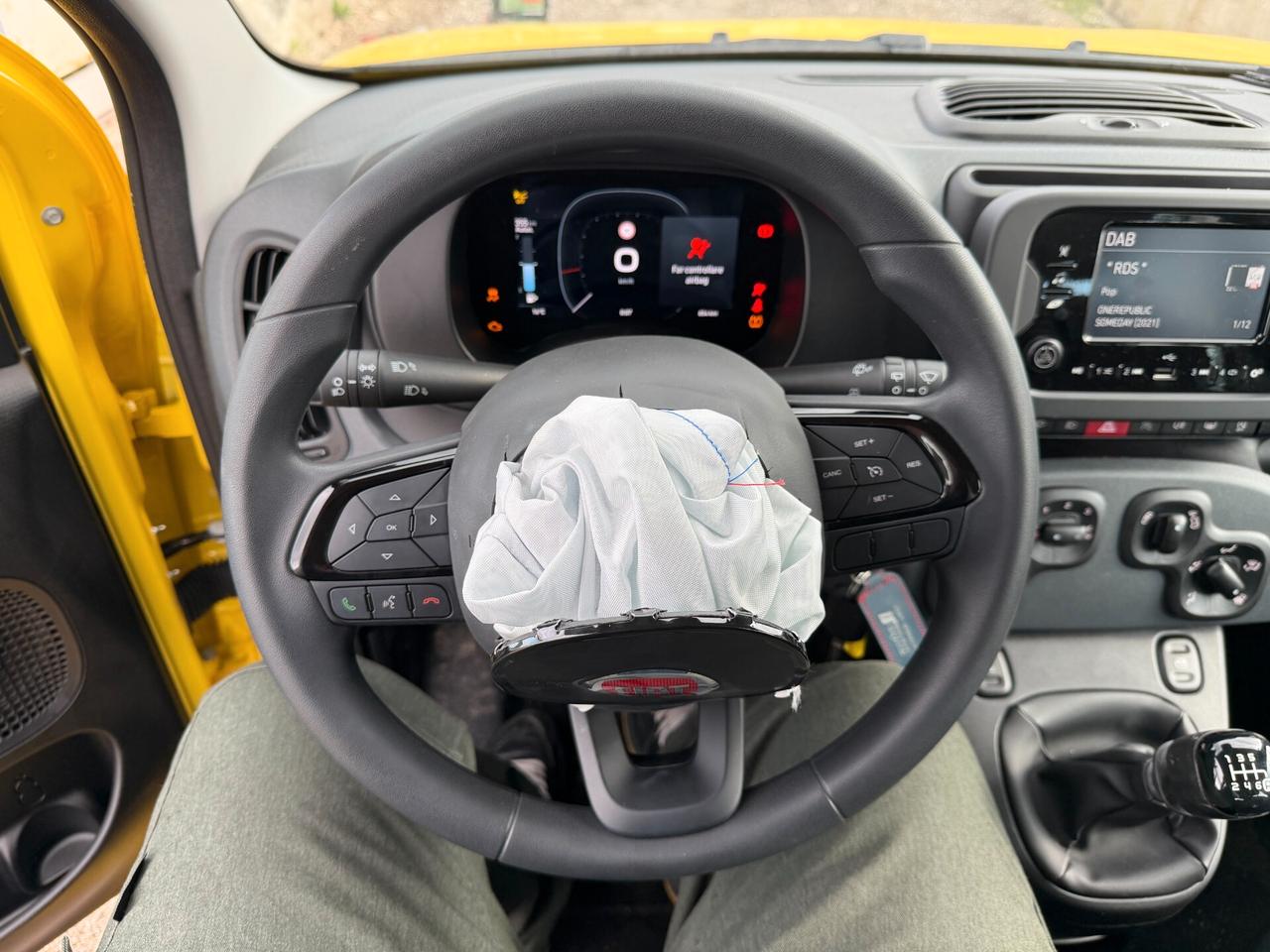 FIAT PANDINA 2025 1.0 HYBRID 70 CV *SINISTRATA