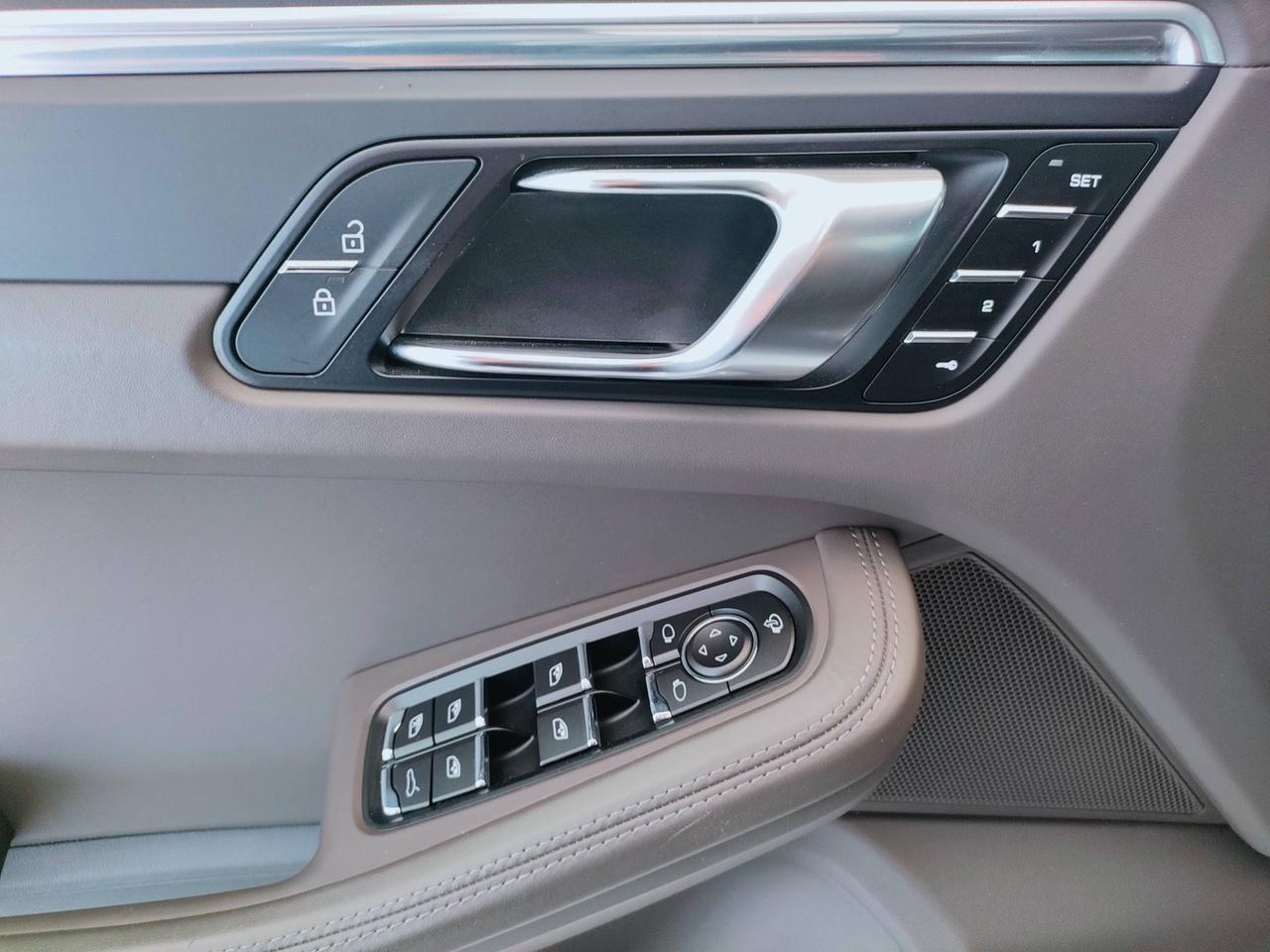 PORSCHE Macan I 2022 - Macan 2.0 265cv pdk