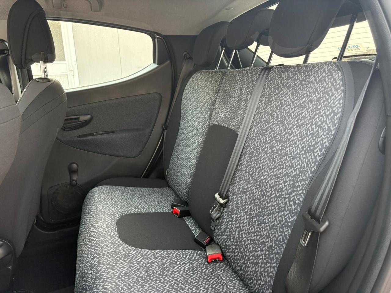 Lancia Ypsilon 1.2 69 CV 5 porte GPL