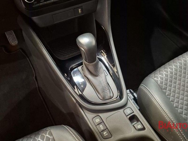 Toyota Yaris Yaris 1.5h Lounge