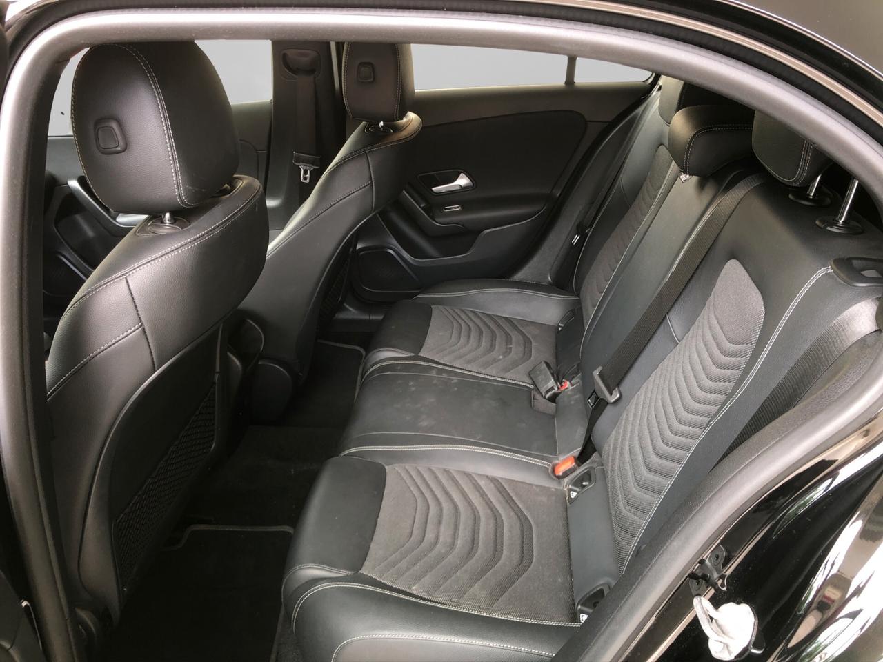 Mercedes-benz A 180 A 180 d Automatic Business 116CV
