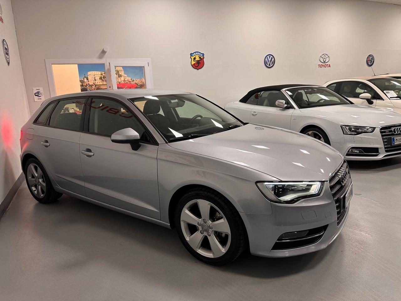 Audi A3 AUDI A 3 1.6 TDI 5 PORTE