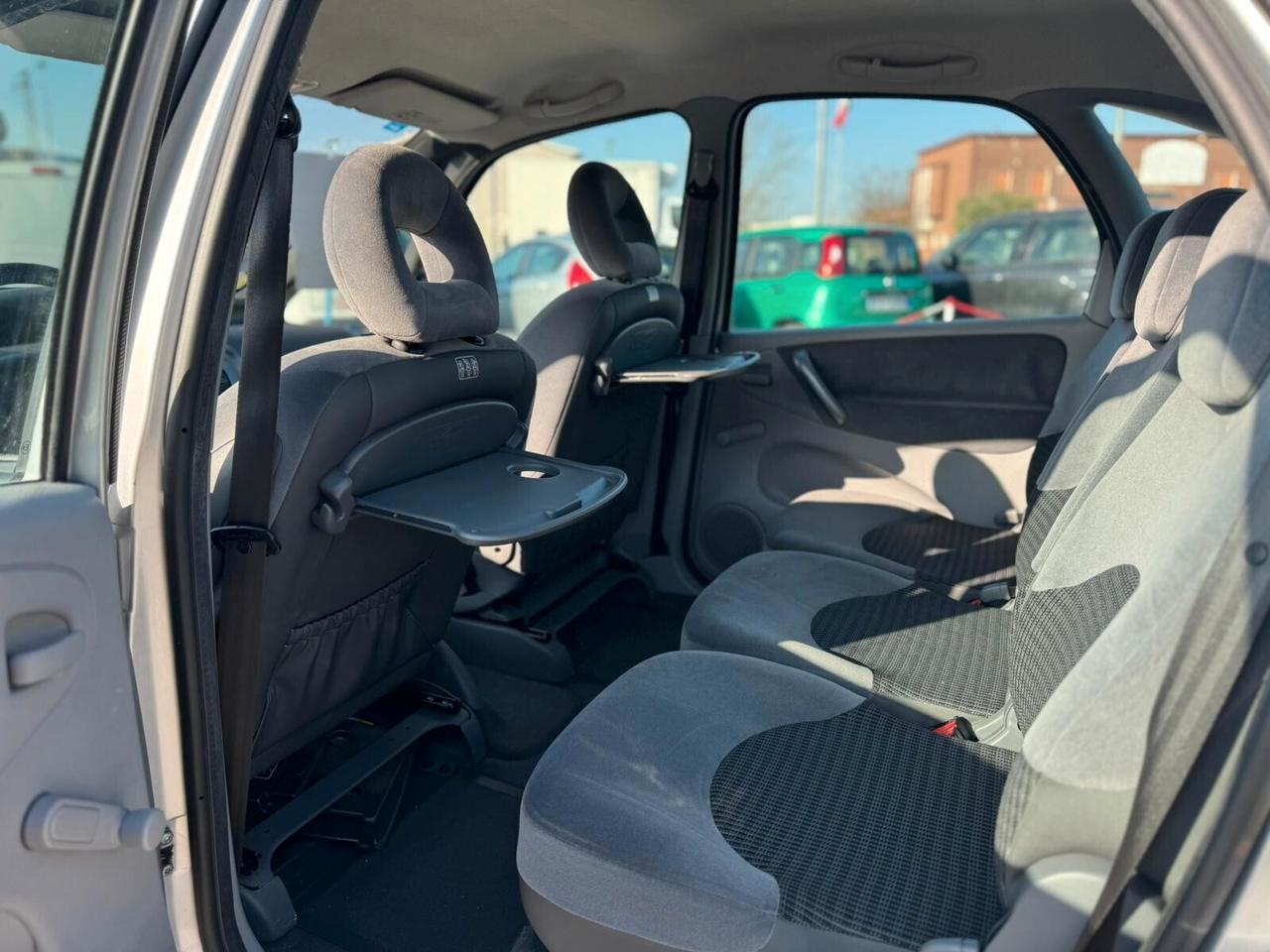 Citroen Xsara Picasso 1.6 16V Elegance Bi Energy G