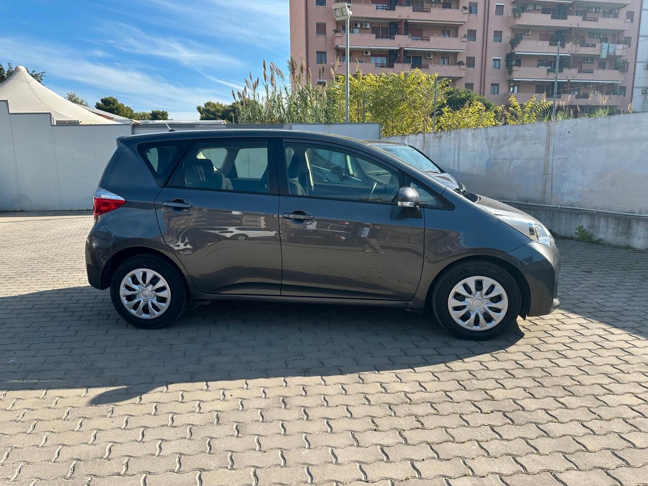 Toyota Verso-S 1.4D MT Active