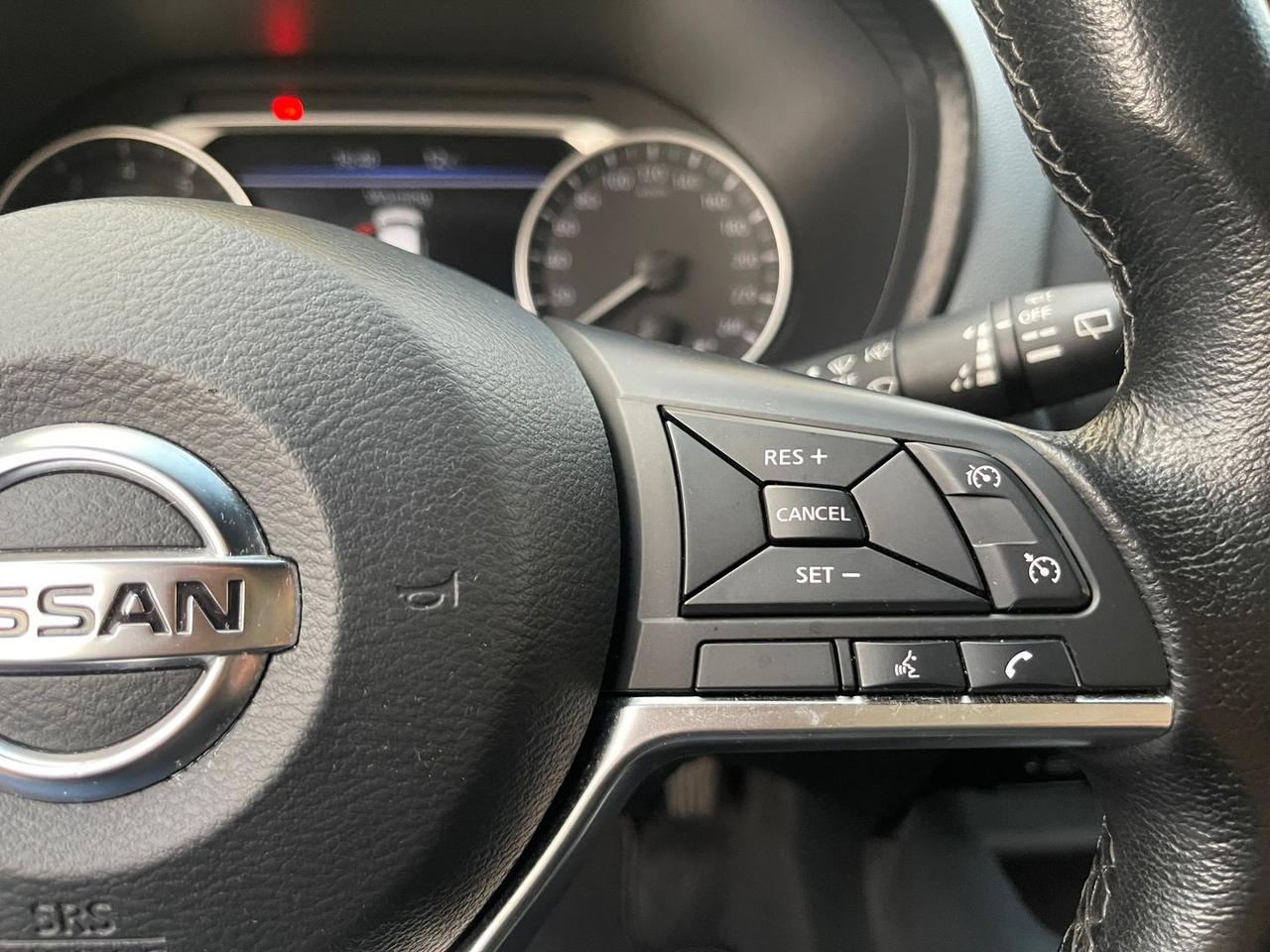 Nissan Juke N-Connecta 1.0 DIG-T 114 #7940