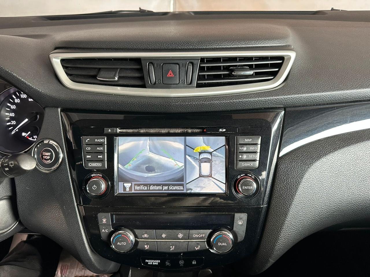 Nissan Qashqai 1.5 dCi Tekna