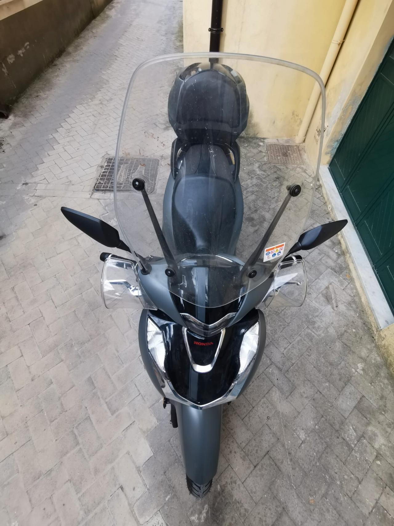 Honda SH 125 MATT GREY