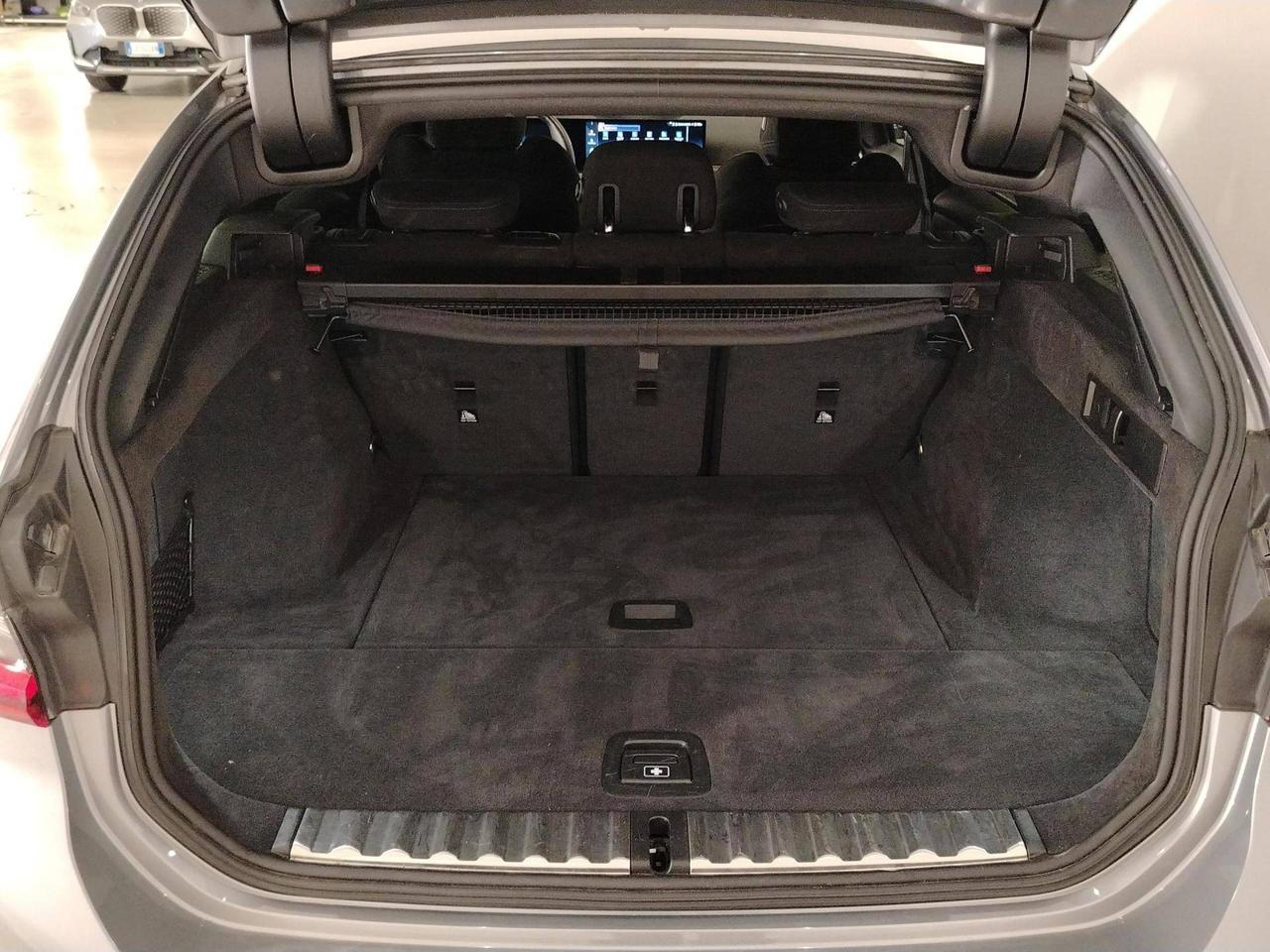 BMW 320D Touring 48V Xdrive Msport Pro