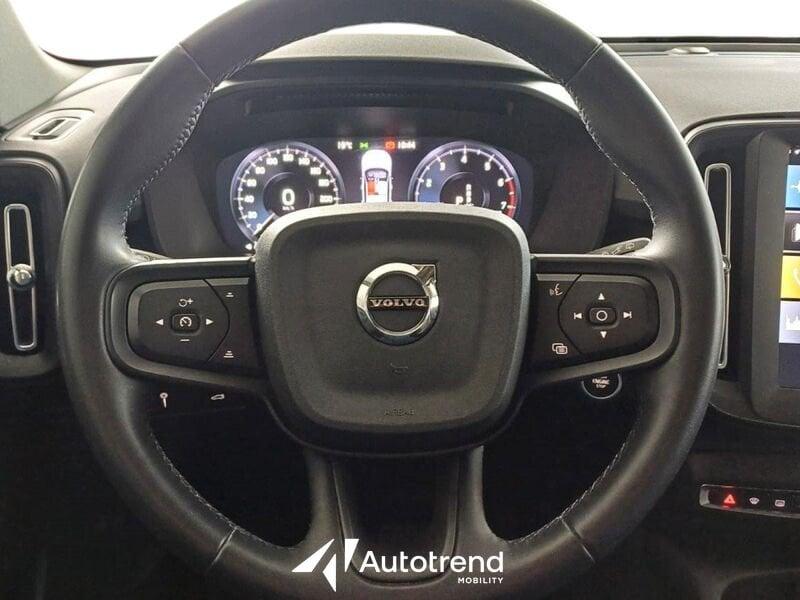 Volvo XC40 T2 129 CV Automatica LED Momentum Core N1 Autocarro