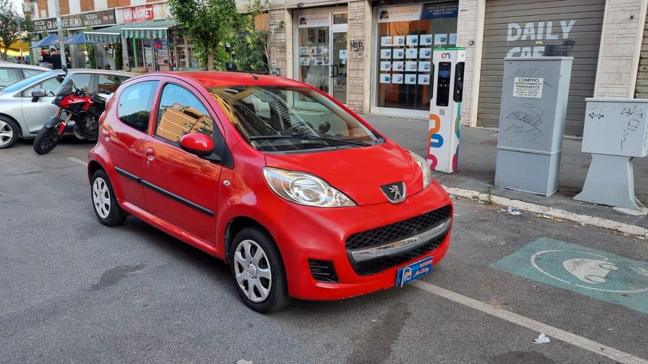 Peugeot 107 1.0 68CV 5p. Plaisir