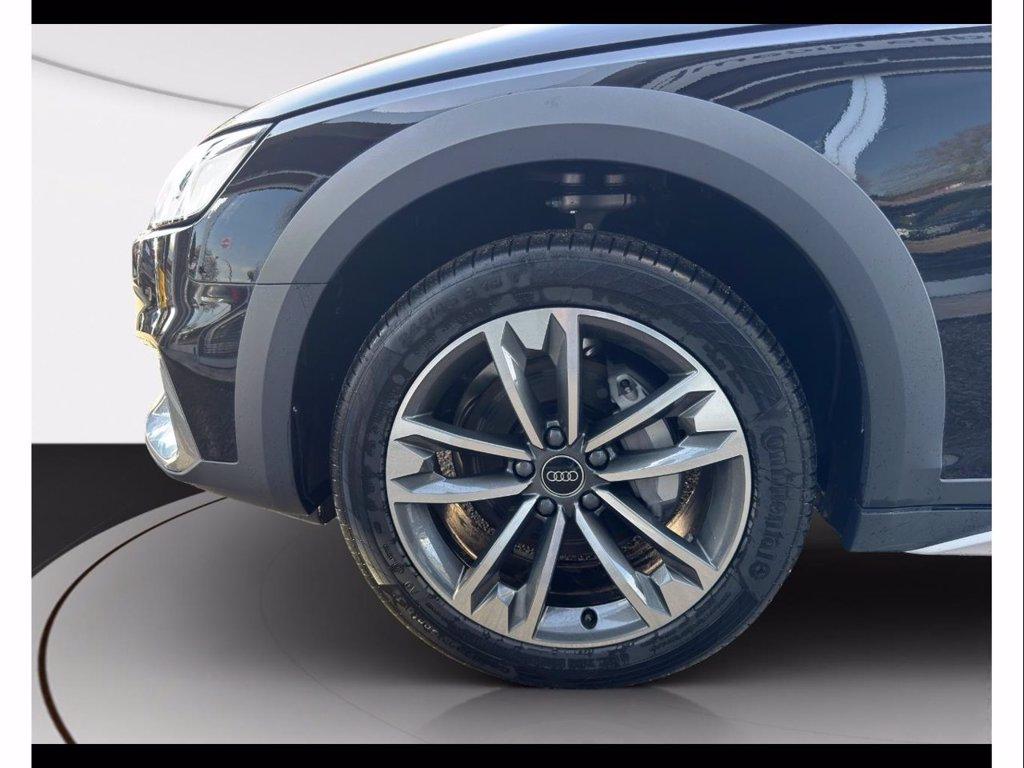 AUDI A4 allroad 40 2.0 tdi mhev business evolution quattro 204cv s-tronic del 2024