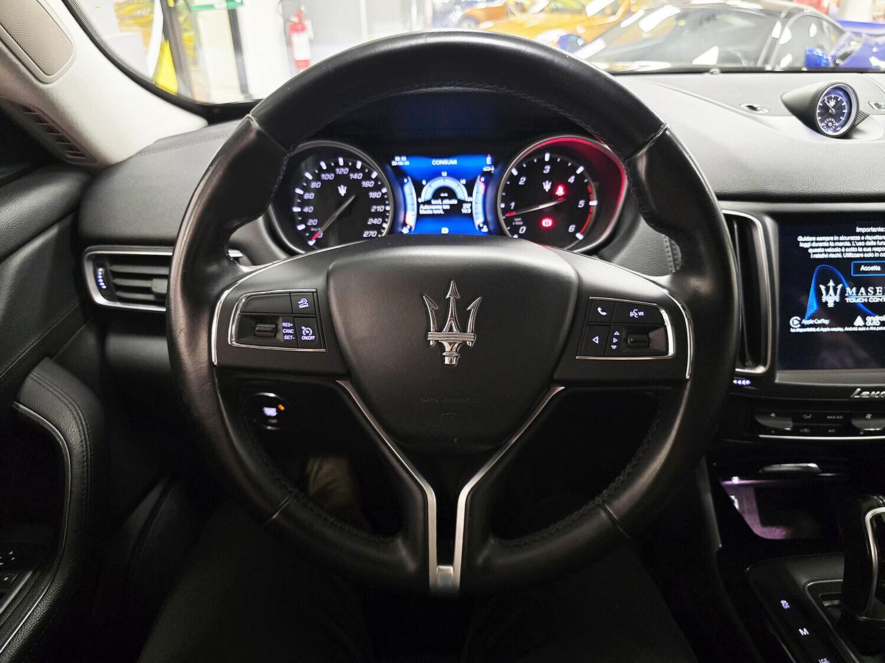 Maserati Levante V6 Diesel 275 CV AWD FULL BLACK CERTIFICATA MASERATI!!! GARANZIA 12 MESI!!!