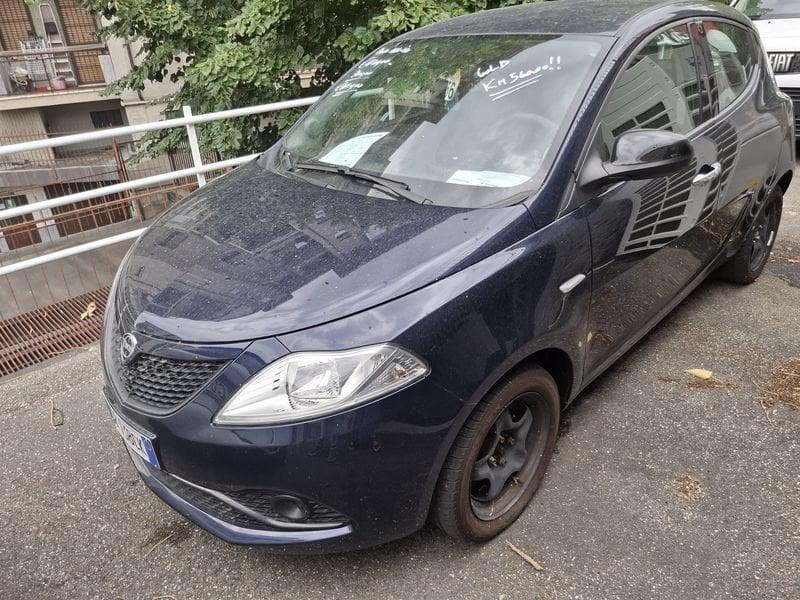 Lancia Ypsilon III 2015 1.2 Gold s&s 69cv my19