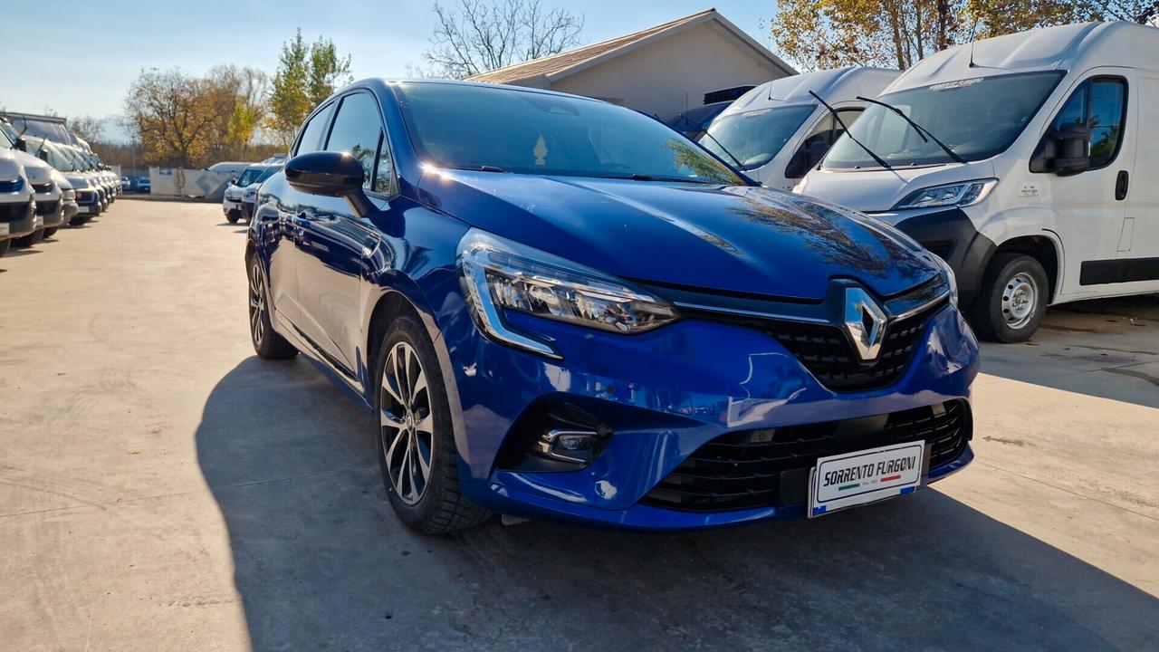Renault Clio 1.6 Full Hybrid E-Tech 5 porte Equilibre 140 CV