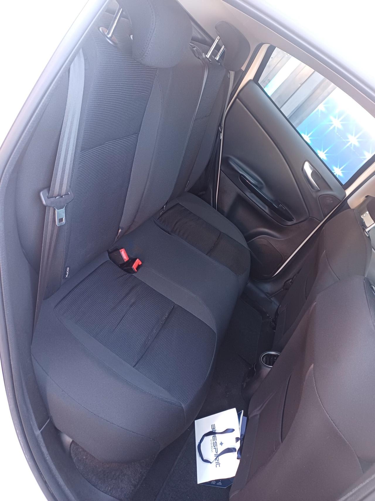 Alfa Romeo Giulietta 1.6 JTDm-2 105 CV Veloce 2013