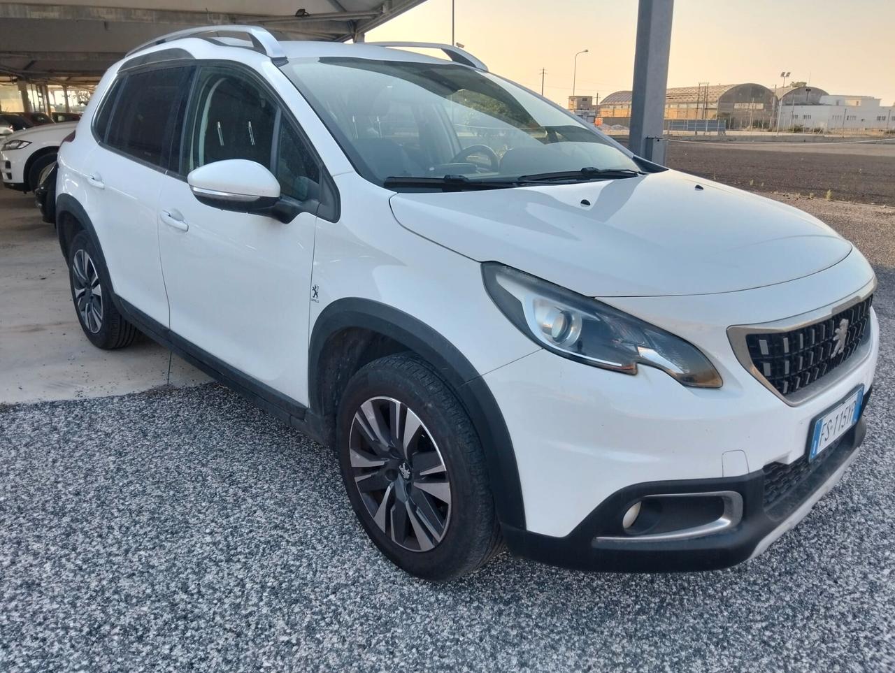 Peugeot 2008 PureTech Turbo 110 S&S Allure