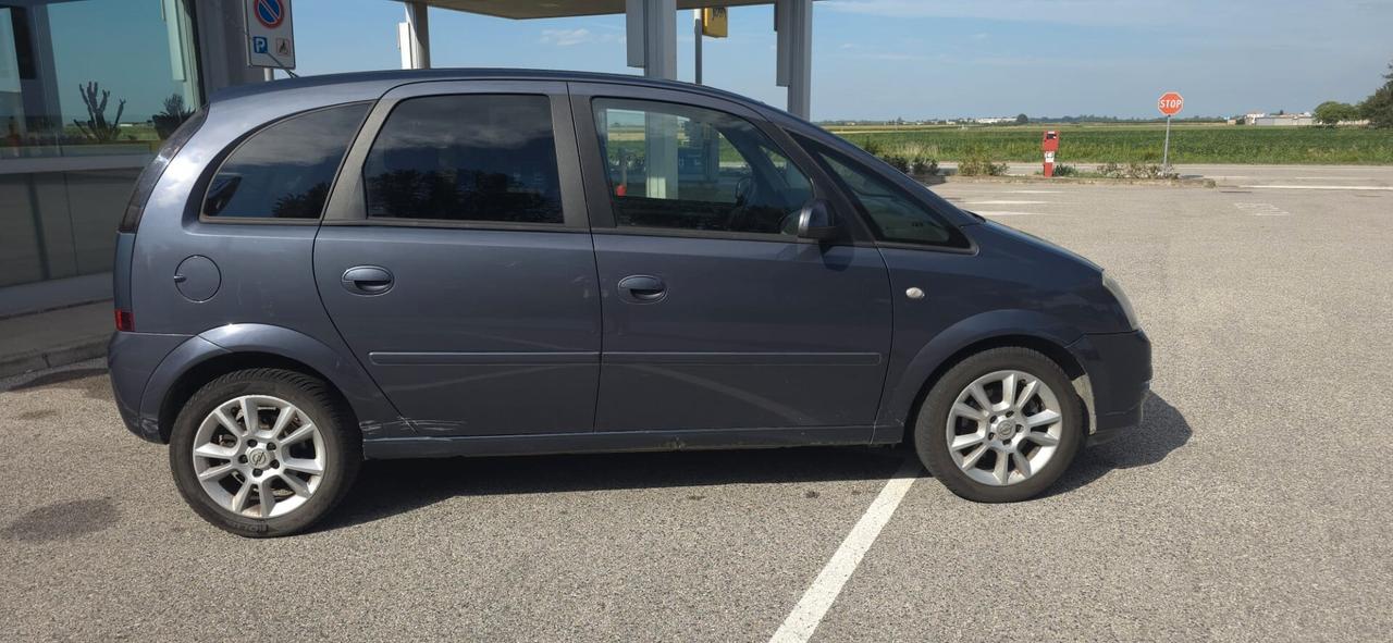 Opel Meriva 1.7 CDTI 101CV Cosmo