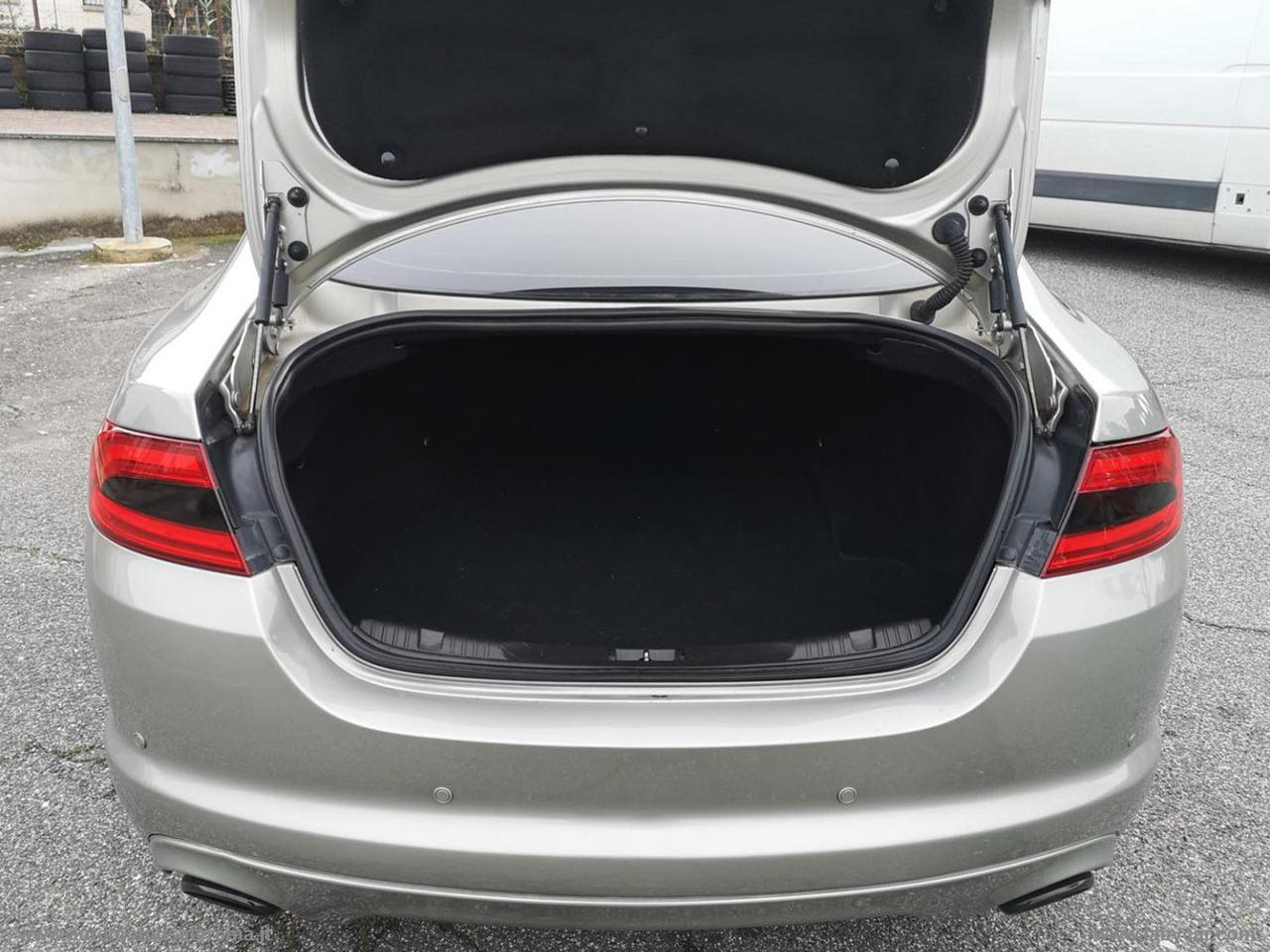 JAGUAR XF 3.0 D V6 Portfolio PROMO WEB