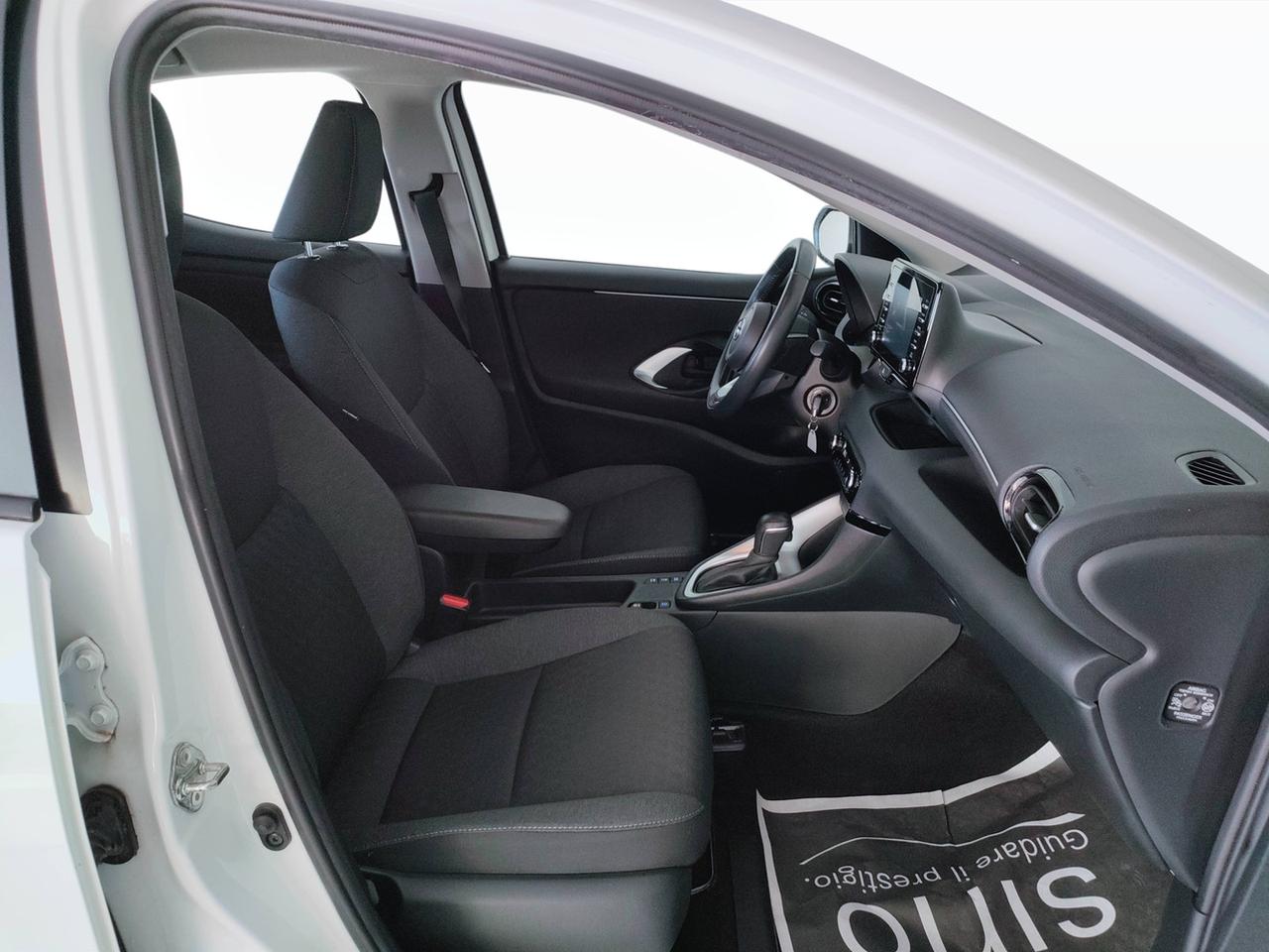 TOYOTA Yaris IV 2020 - Yaris 1.5h Active