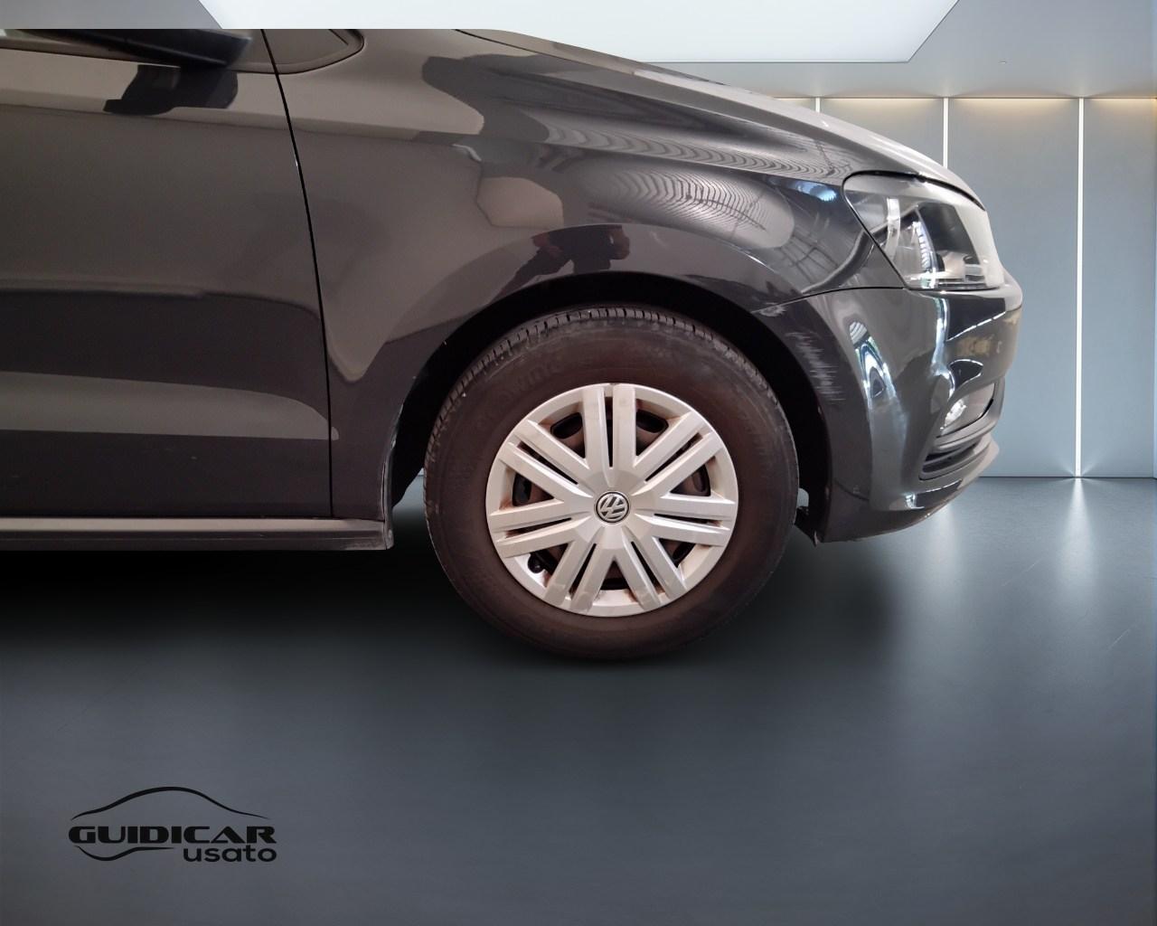 VOLKSWAGEN Polo V 2014 - Polo 5p 1.0 mpi Trendline 60cv