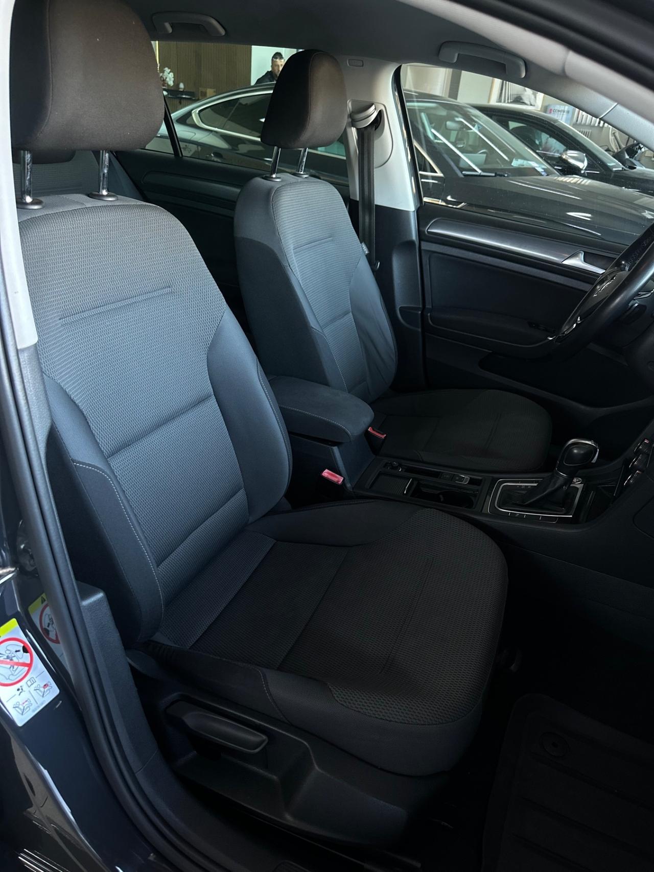 Volkswagen Golf Variant 1.6 TDI 115 CV DSG Business BlueMotion Tech.