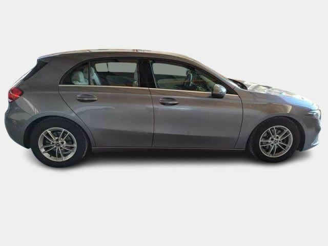 MERCEDES-BENZ A 180 d Automatic 4p. Business Extra