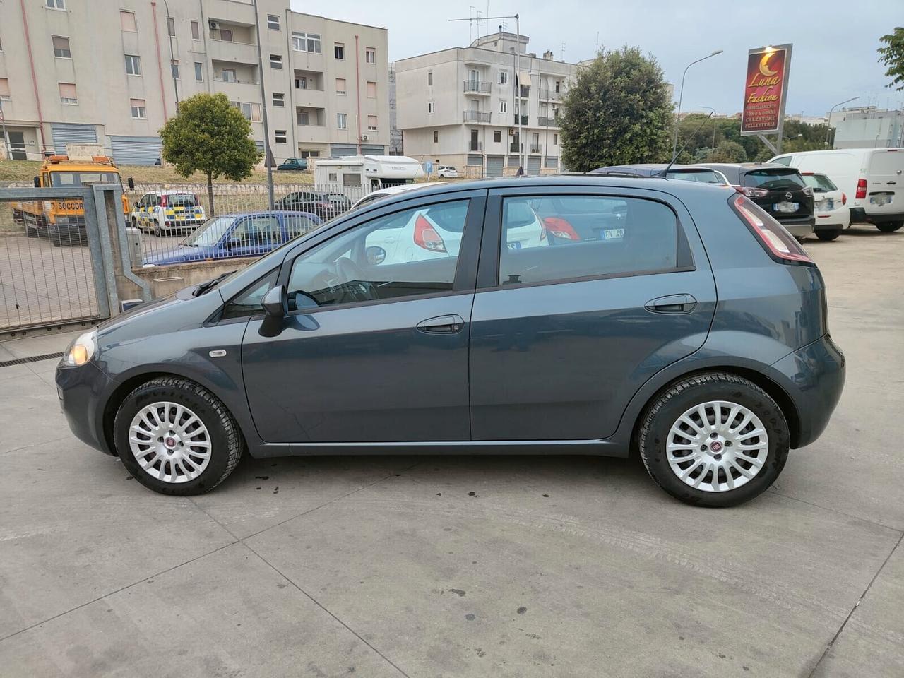 Fiat Punto 1.3 MJT II 75 CV 5 porte MOTORE NUOVO KM0