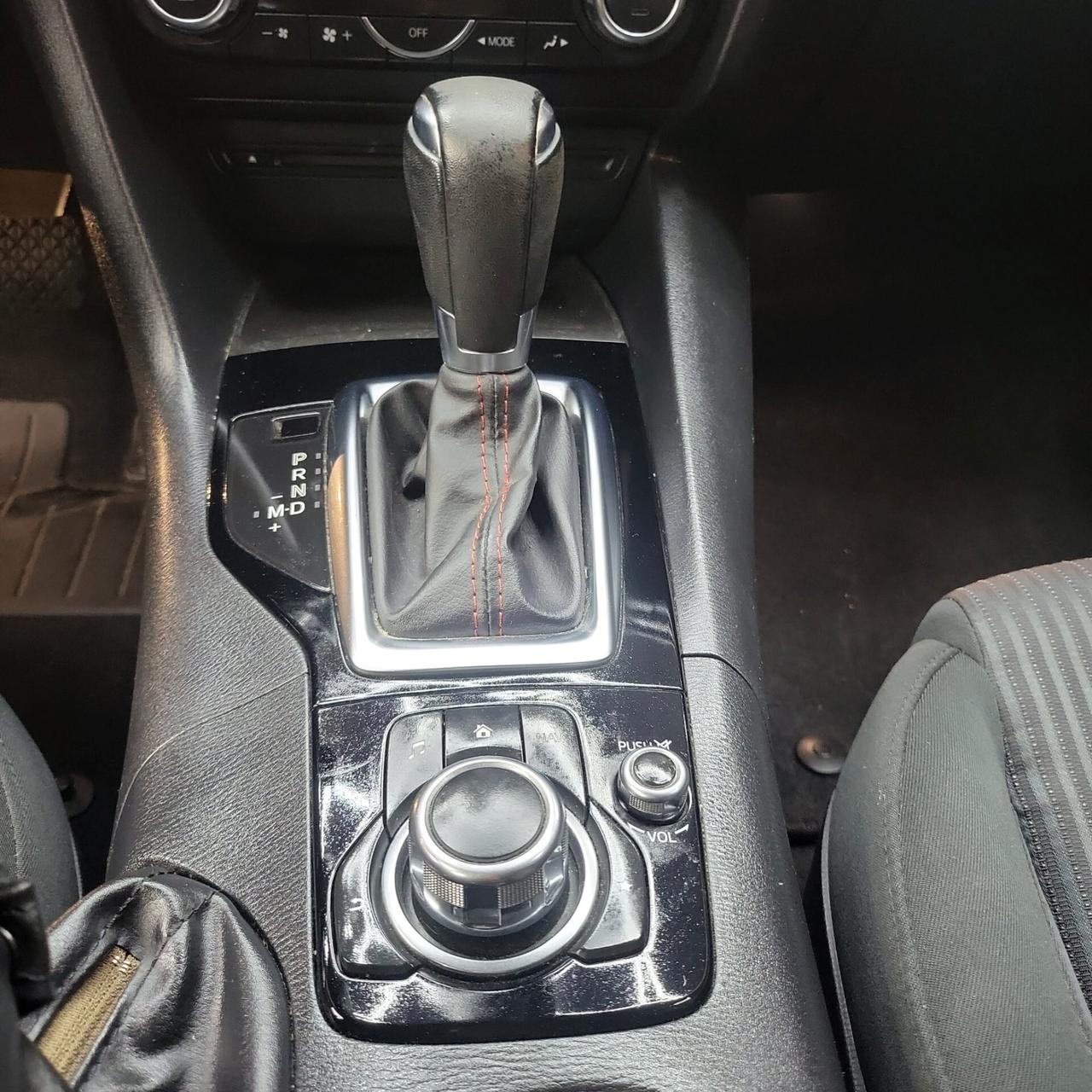 Mazda 3 Mazda3 2.2 Skyactiv-D Exceed