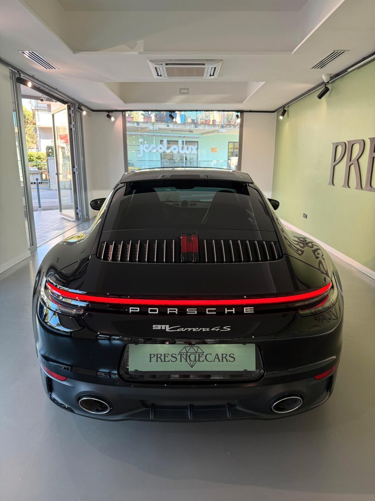 Porsche 911 Carrera 4S