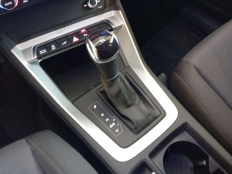 Audi Q3 45 TFSI e S tronic S Line Edition