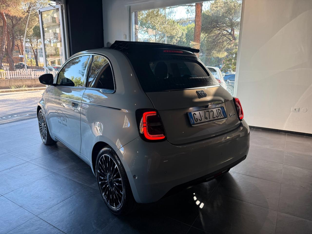 Fiat 500 500e Cabrio 42 kWh La Prima