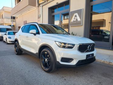 Volvo XC40 D3 Geartronic Business+Cerchi Black+Retrocamera+Fari Led..