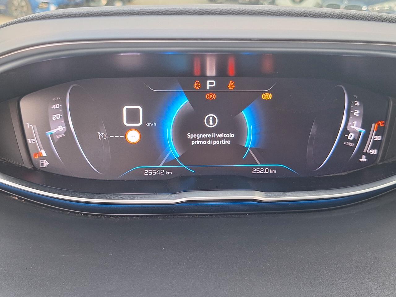 Peugeot 3008 BlueHDi 130 S&S EAT8 Allure Pack Nav+Retrocam.