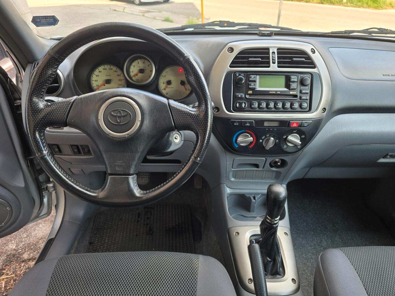 Toyota RAV 4 2.0 D4-d 5porte Sol