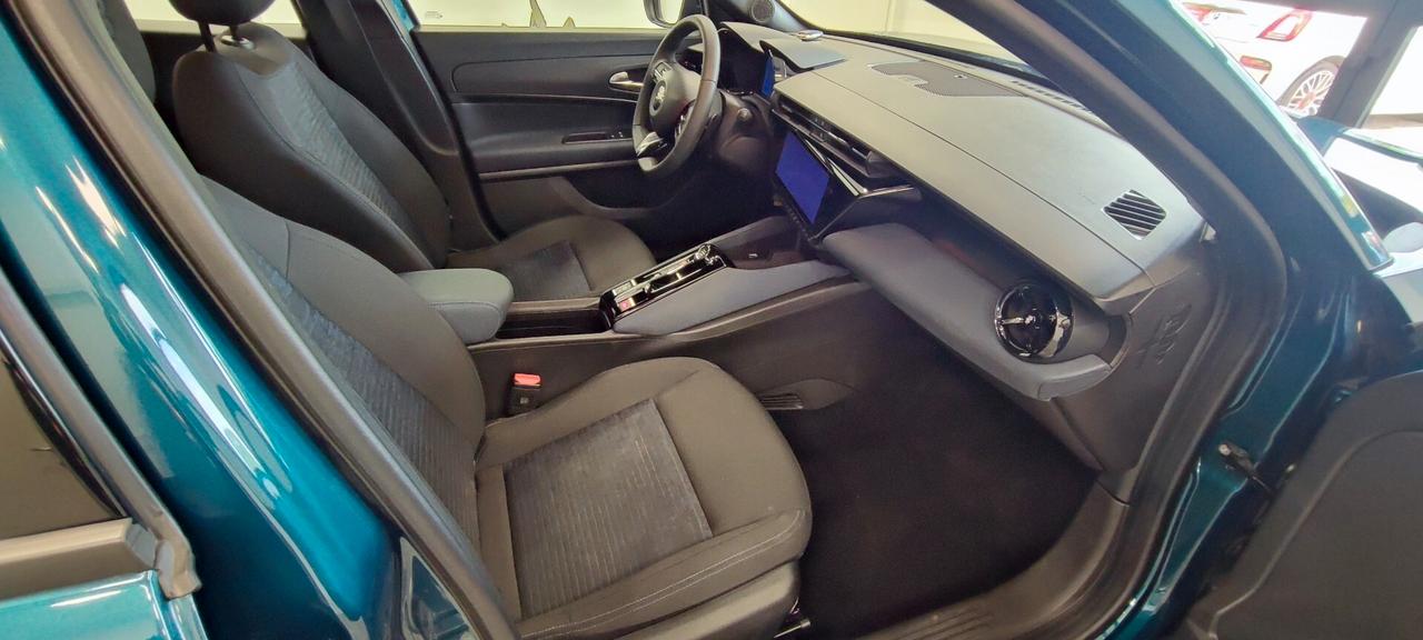 Alfa Romeo Junior 1.2 136 CV Hybrid eDCT6 Speciale