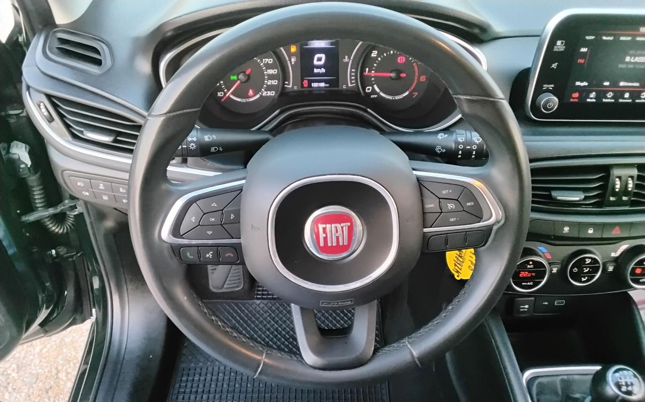 Fiat Tipo 1.6 Mjt S&S 5 porte Sport
