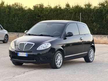 Lancia Ypsilon 1.2 GPL/Benzina