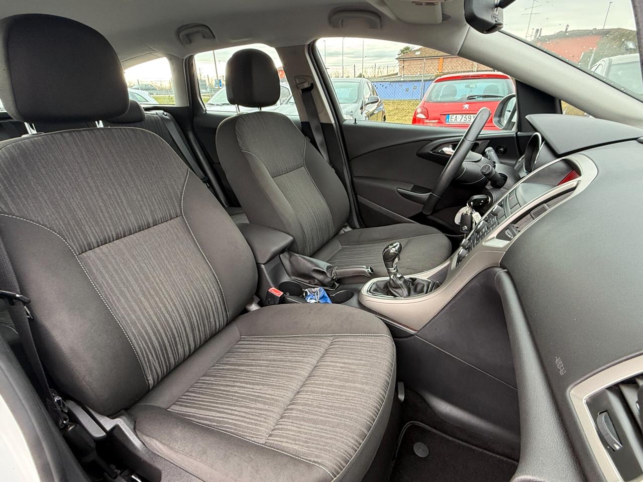 Opel Astra 1.4 Turbo 140CV Sports Tourer GPL Tech Cosmo