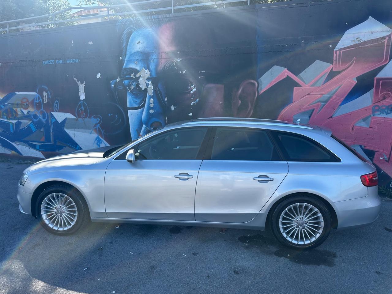 AUDI A4 SW 2.0TDI S-TRONIC/LED/NAVI