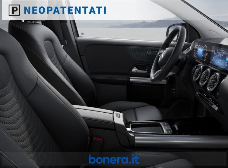 Mercedes GLA 180 180 Progressive Advanced Plus 7G-DCT