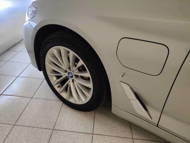 BMW 530 e IPerformance Luxury TAGLIANDI IN BMW