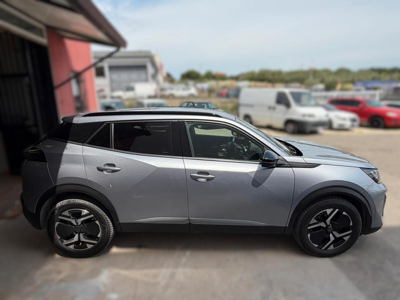 Peugeot 2008 PureTech 2024 UNIPRO 40000km!!!