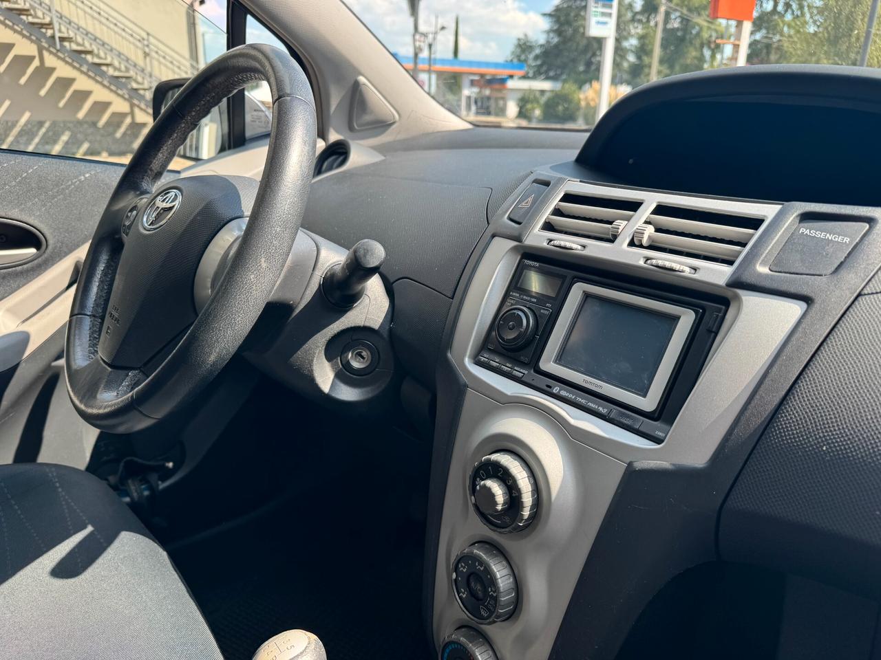 Toyota Yaris 1.3 5 porte Navi NEOPATENTATI