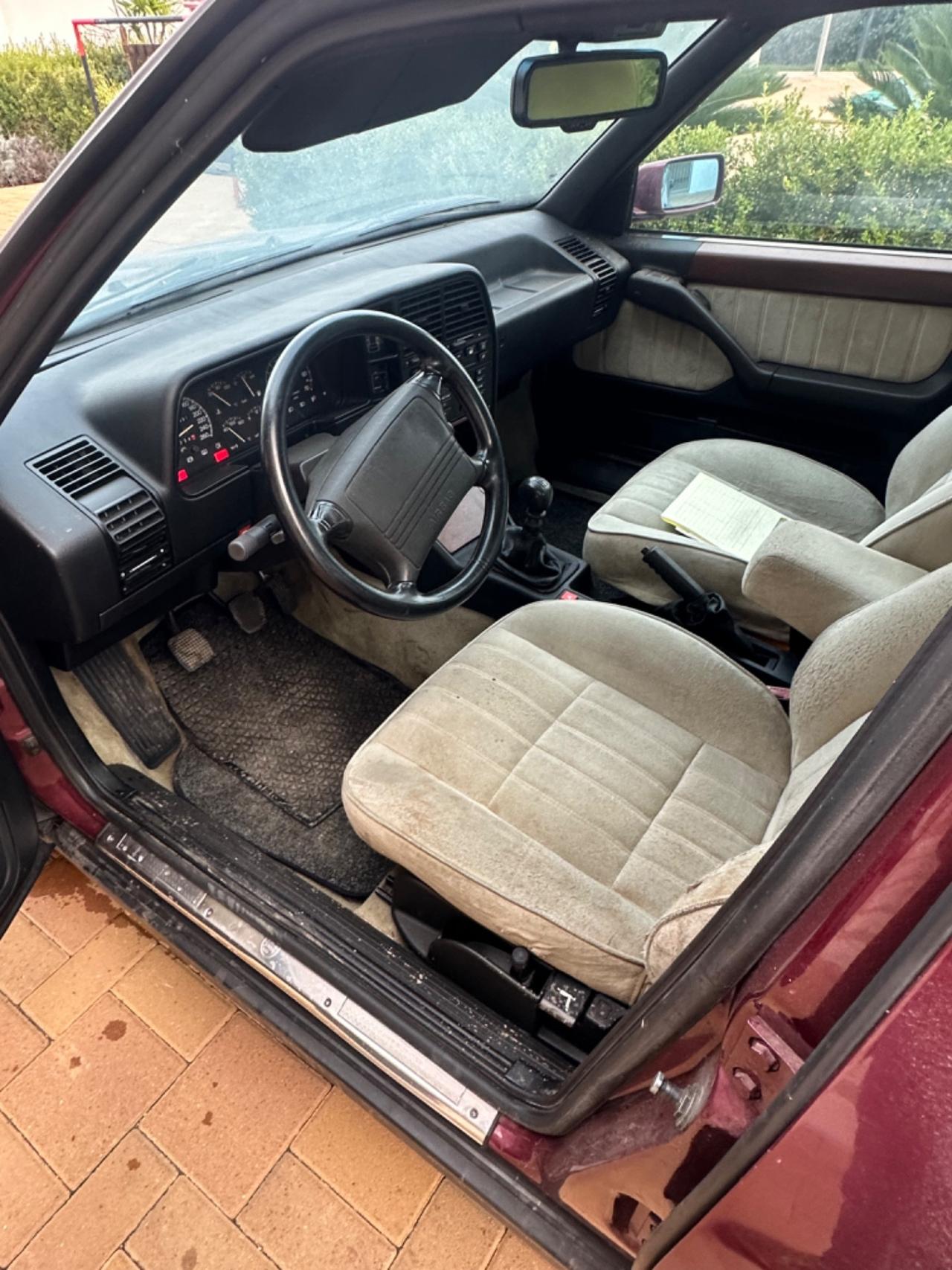 Lancia Thema 3.0 i.e. V6 cat LS