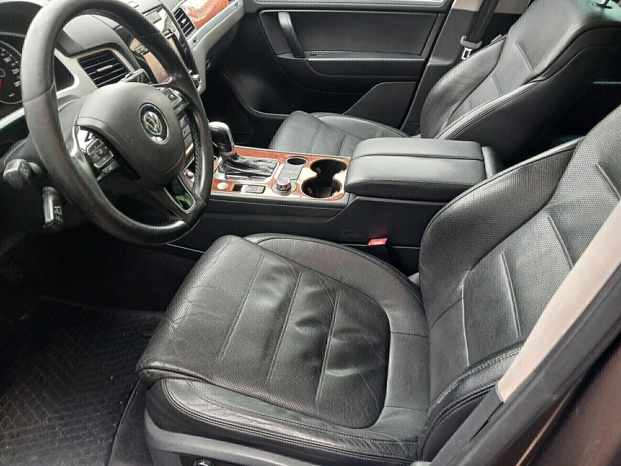 TOUAREG 3.6 V6 FSI 4X4 GANCIO TRAINO